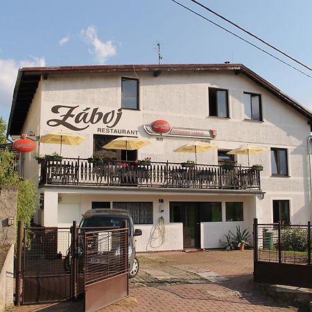 Zaboj Restaurant Ξενοδοχείο Κάρλοβι Βάρι Εξωτερικό φωτογραφία