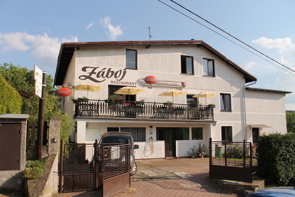 Zaboj Restaurant Ξενοδοχείο Κάρλοβι Βάρι Εξωτερικό φωτογραφία